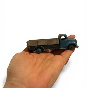Vintage Dinky Toys Die-cast Dodge Rear Tipping Wagon